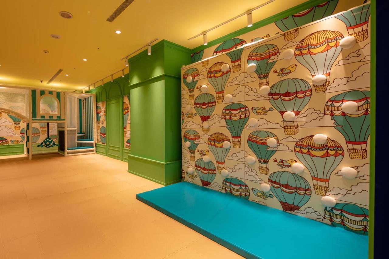 Roaders Plus Hotel - Taipei Station Luaran gambar