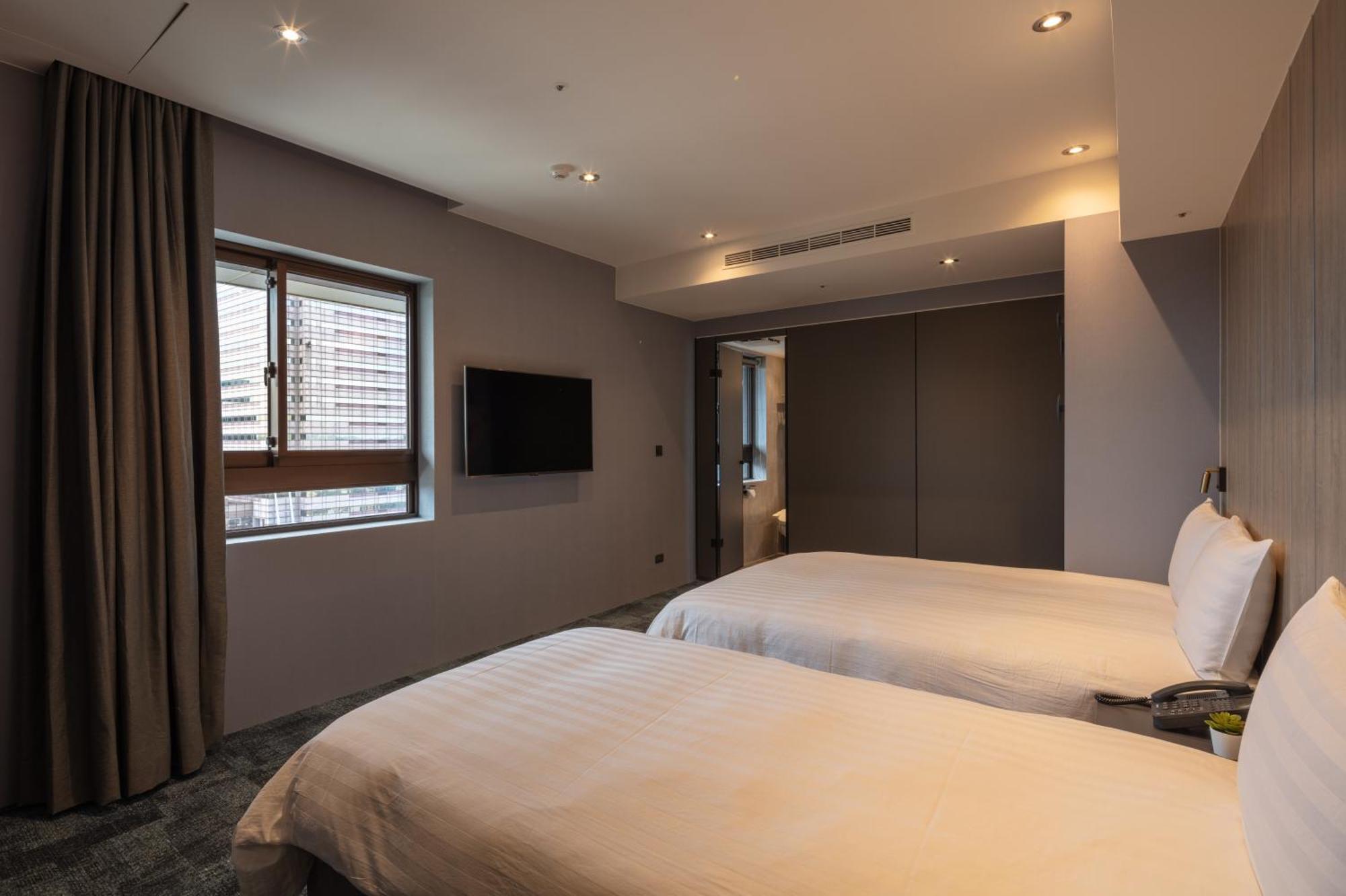 Roaders Plus Hotel - Taipei Station Bilik gambar